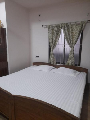 Serenity Homestay only for families and Females